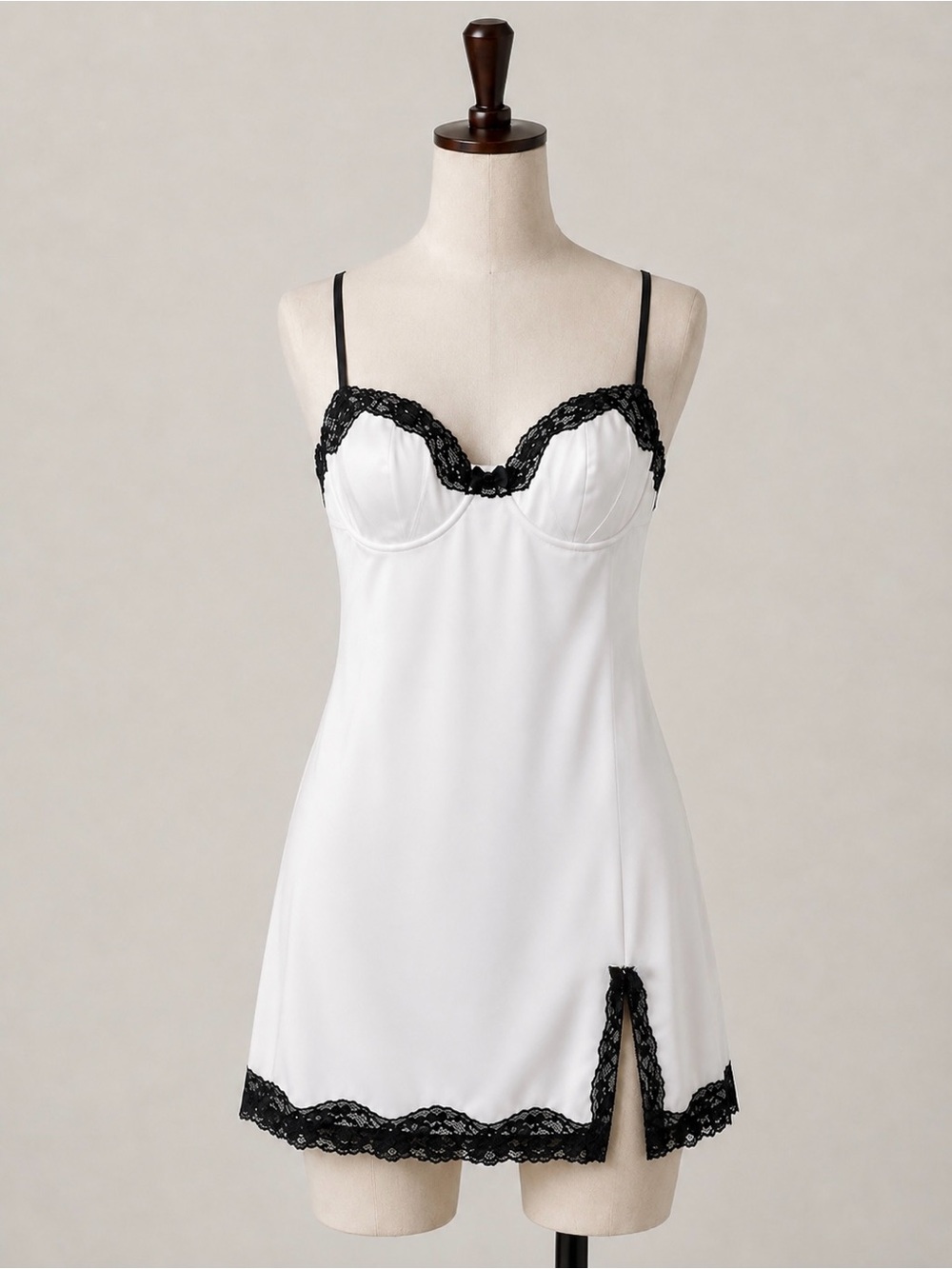 La SENZA White Slip Dress with Black Lace Trim - Picture 2 of 5